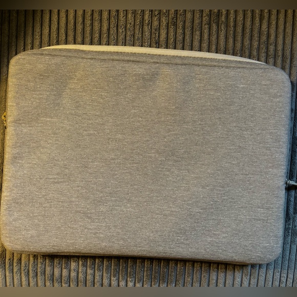 Light Gray Computer Case - Picture 2 of 5